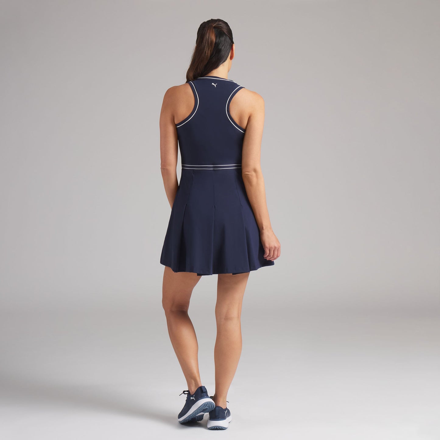 Deep Navy / Warm White